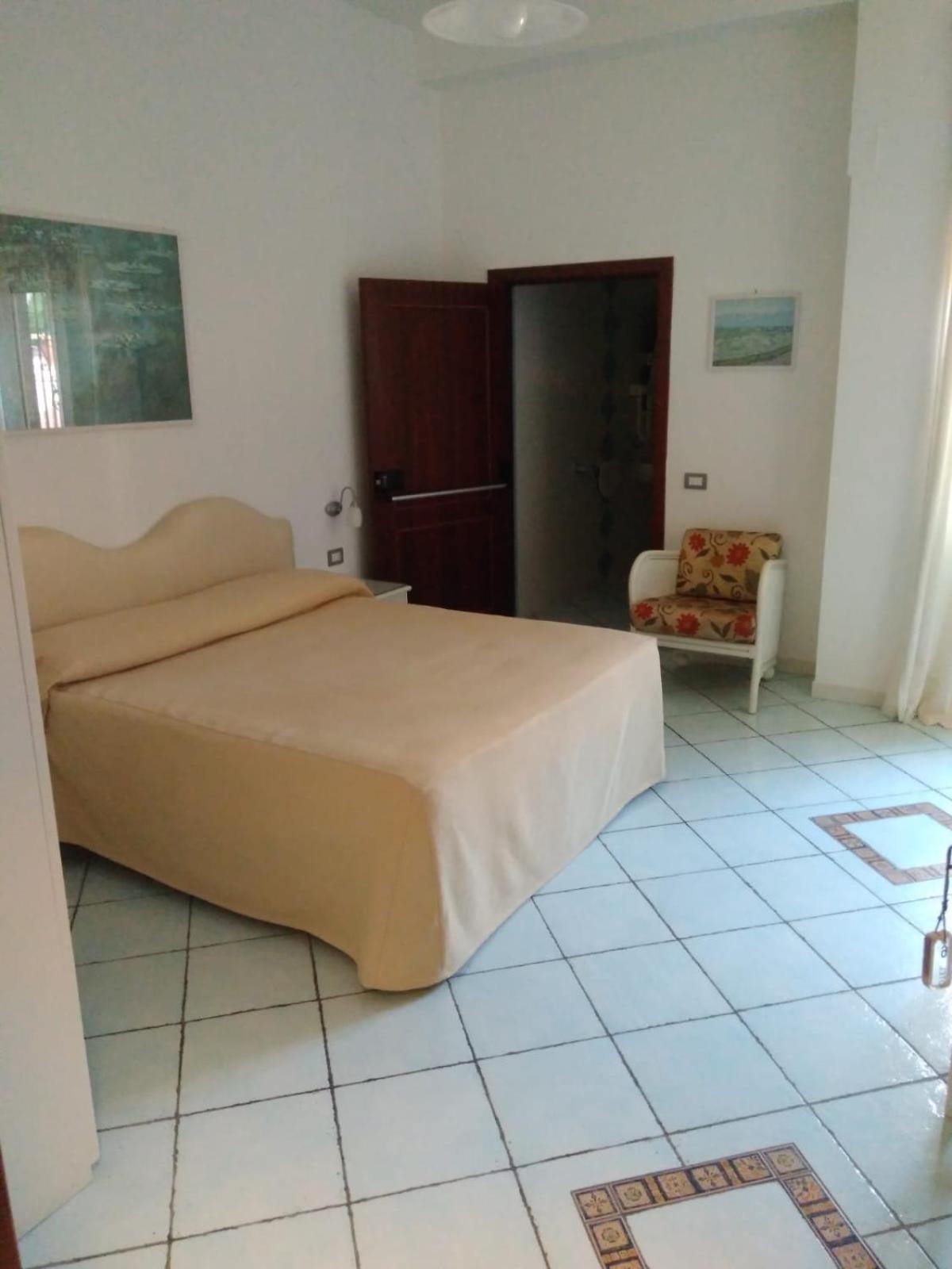 Mini Hotel - Angolo Di Paradiso - Ποτσουόλι Εξωτερικό φωτογραφία