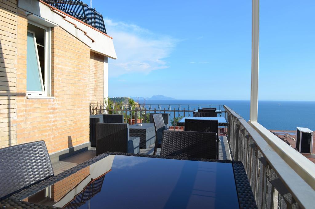 Mini Hotel - Angolo Di Paradiso - Ποτσουόλι Εξωτερικό φωτογραφία