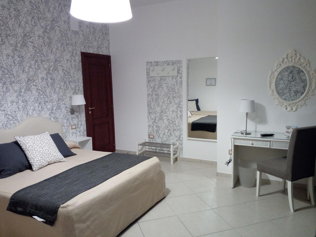 Mini Hotel - Angolo Di Paradiso - Ποτσουόλι Εξωτερικό φωτογραφία